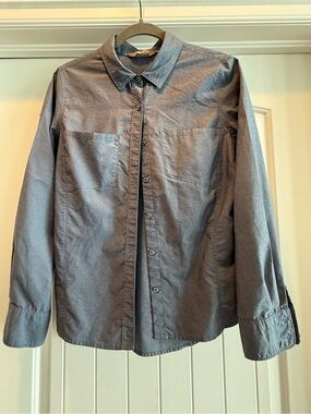 The North Face Women's Heathered Blue Button Shirt